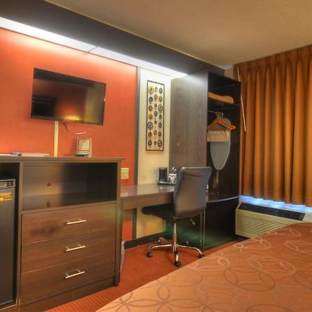 Smoky Mountain Inn & Suites Чероки Экстерьер фото