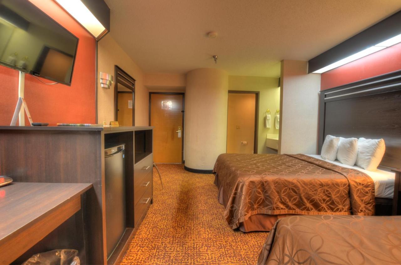 Smoky Mountain Inn & Suites Чероки Экстерьер фото