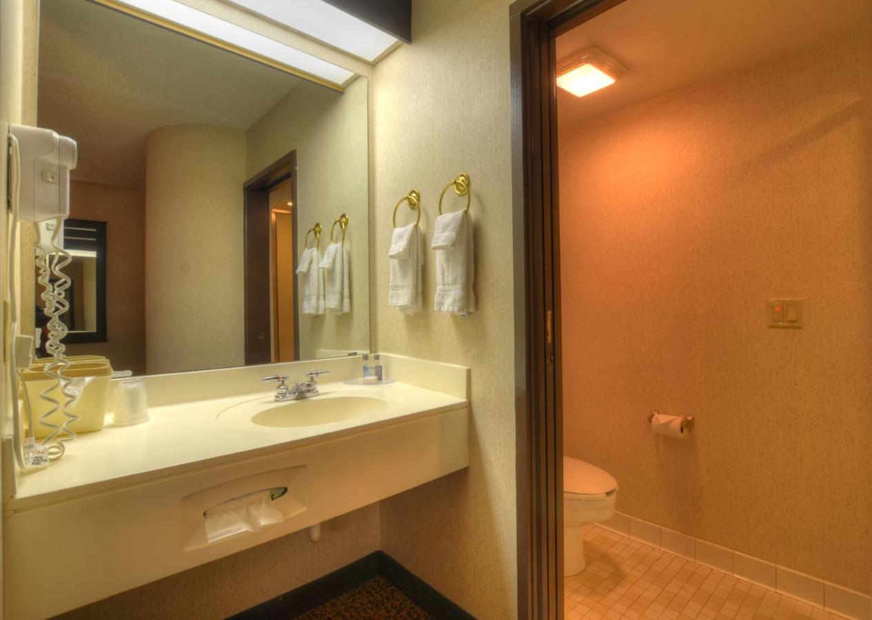 Smoky Mountain Inn & Suites Чероки Экстерьер фото